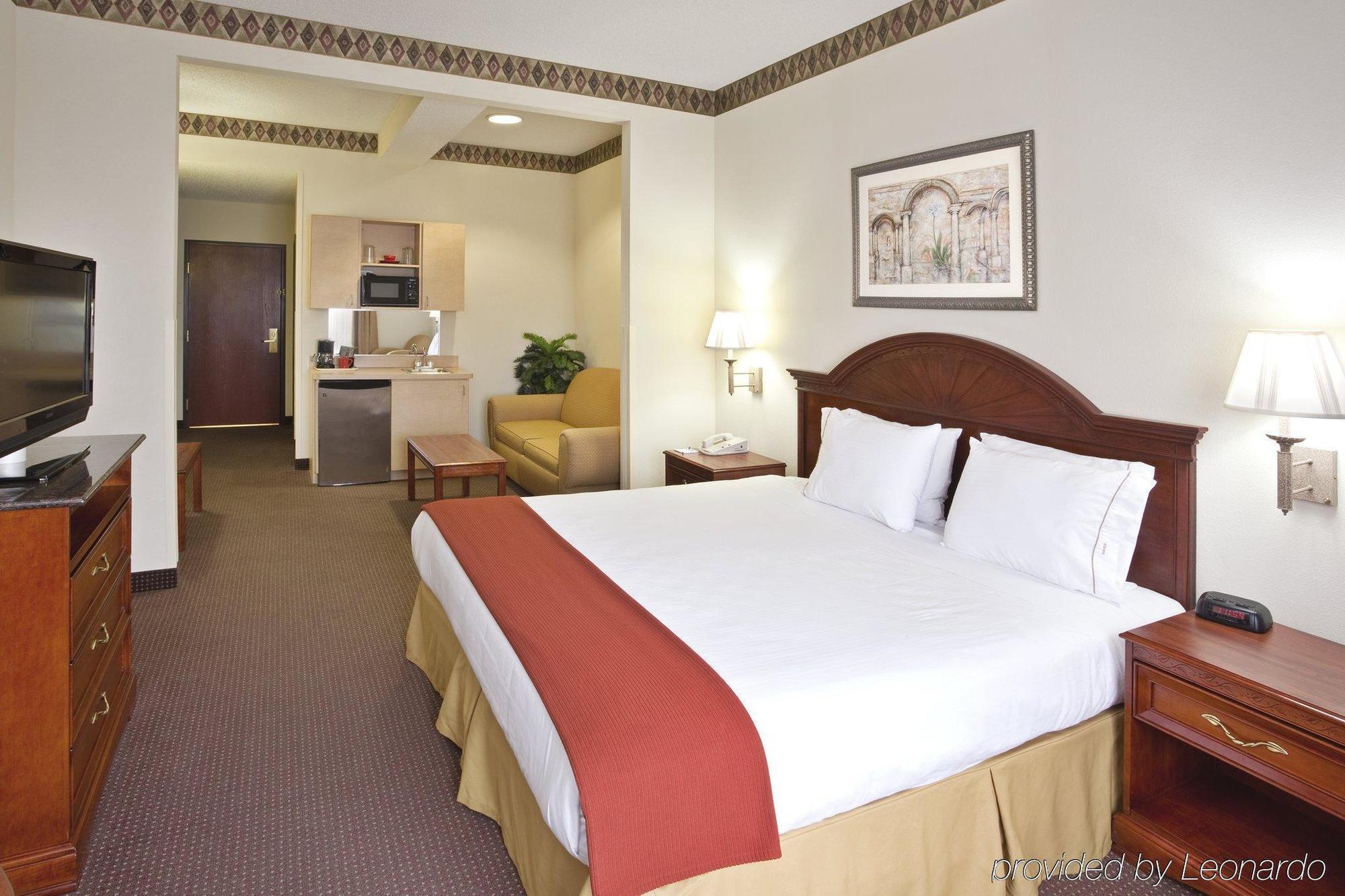 Holiday Inn Express Toledo-Oregon By Ihg Habitación foto